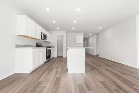Entry Way - 558 Wilbur Rd, Conway, SC 29527 photo 3 of 10