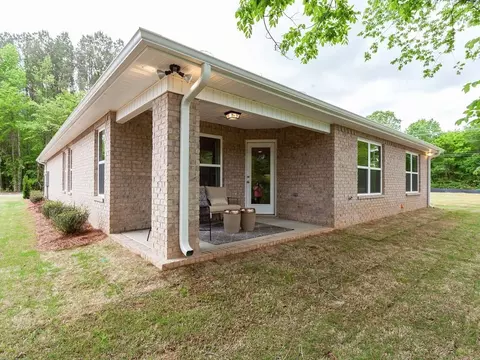 Exterior - 35 Overland Pass, Arab, AL 35016 photo 3 of 12