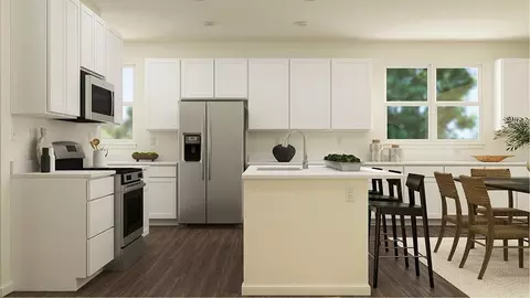 Kitchen - 1000 Waterford St, Algonquin, IL 60102 photo 3 of 3