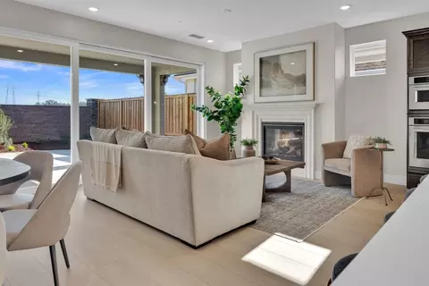 Living - 3718 Rhone Rd, Paso Robles, CA 93446 photo 2 of 2