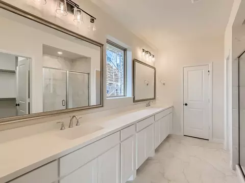 Bath - 2101 Baxter Rd, Celina, TX 75009 photo 2 of 10