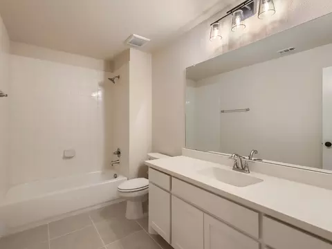 Bath - 2101 Baxter Rd, Celina, TX 75009 photo 6 of 10