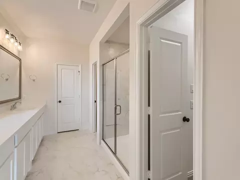 Bath - 2101 Baxter Rd, Celina, TX 75009 photo 3 of 10