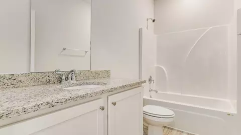 Bath - 3173 Silver Maple Rd, Cantonment, FL 32533 photo 5 of 5