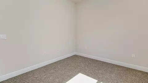 Bedroom - 3173 Silver Maple Rd, Cantonment, FL 32533 photo 7 of 9
