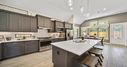 Kitchen - 15331 Le Reve Ln, Conroe, TX 77302 photo 1 of 4