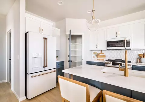 Kitchen - 632 Hillcrest Dr, Waunakee, WI 53597 photo 1 of 5