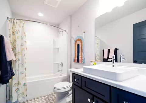 Bath - 632 Hillcrest Dr, Waunakee, WI 53597 photo 6 of 6