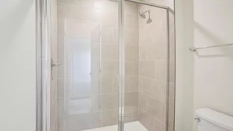 Bath - 1772 Satilla Ave, Saint Cloud, FL 34771 photo 4 of 5