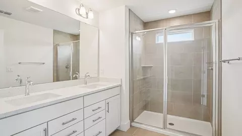 Bath - 1772 Satilla Ave, Saint Cloud, FL 34771 photo 1 of 5
