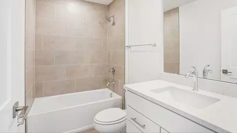 Bath - 1772 Satilla Ave, Saint Cloud, FL 34771 photo 5 of 5