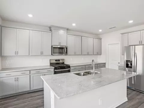 7796 Richmond Trl, Fairburn, GA 30213