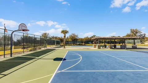 View/Area - 8595 Hempstead Way, Mount Dora, FL 32757 photo 8 of 10
