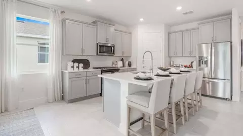 Kitchen - 8595 Hempstead Way, Mount Dora, FL 32757 photo 1 of 2