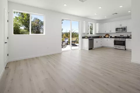 Living - 847 Pecan Tree Ln, Galt, CA 95632 photo 2 of 2