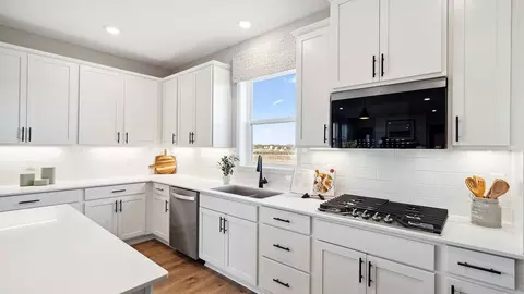 Kitchen - 23648 Marshview Dr, Rogers, MN 55374 photo 5 of 9