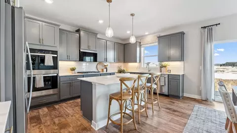 Kitchen - 23648 Marshview Dr, Rogers, MN 55374 photo 6 of 9