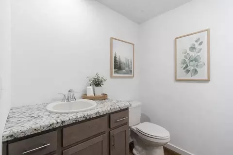 Bath - 3914 E Wilsons Valley Blvd, Brookline, MO 65619 photo 5 of 5