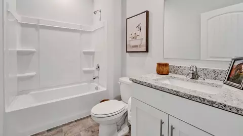 Bath - 56 Kings Gate Cv, Jackson, TN 38305 photo 4 of 4