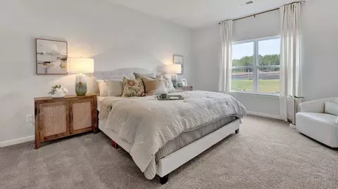 Bedroom - 56 Kings Gate Cv, Jackson, TN 38305 photo 1 of 9