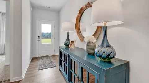 Entry Way - 56 Kings Gate Cv, Jackson, TN 38305 photo 1 of 2