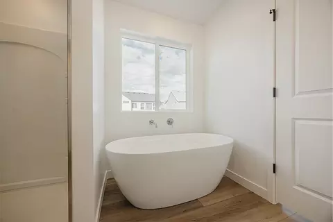 Bath - 3033 N Summer Wood Dr, Cedar Fort, UT 84013 photo 1 of 3