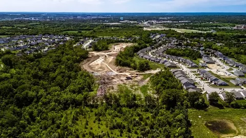 View/Area - 5469 Sheldon Close, Middletown, OH 45005 photo 19 of 39