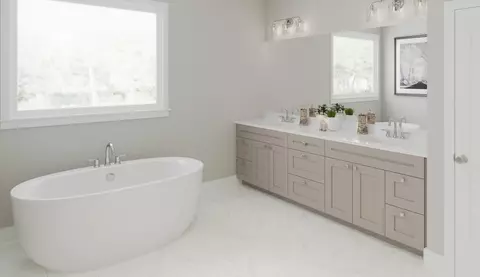 Bath - 5469 Sheldon Close, Middletown, OH 45005 photo 3 of 5