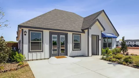 Exterior - 107 Willow Branch Ln, Canton, TX 75103 photo 5 of 6