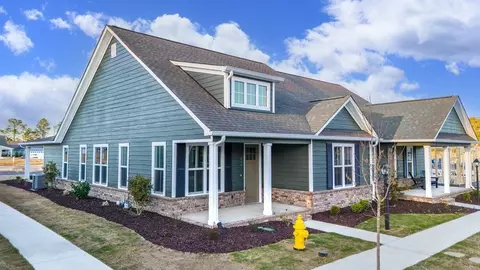 Exterior - 370 Kempton Ln, Dalton, GA 30721 photo 13 of 16