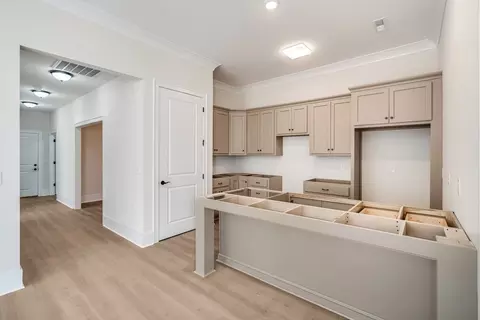 Entry Way - 370 Kempton Ln, Dalton, GA 30721 photo 1 of 2