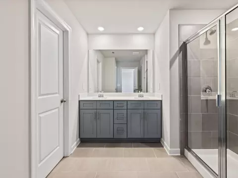 1828 Wrenley Dr, Newton, NC 28658