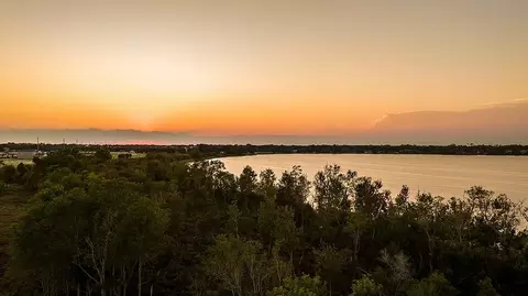 View/Area - 19337 Lochside Ln, Mount Dora, FL 32757 photo 6 of 27