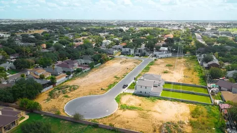8507 Emily Ave, Laredo, TX 78045 photo 5