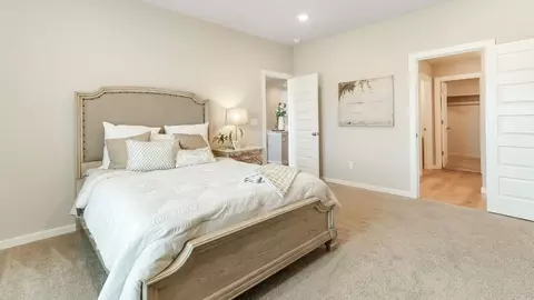 Bedroom - 3402 N 37th Pl, Broken Arrow, OK 74014 photo 4 of 5
