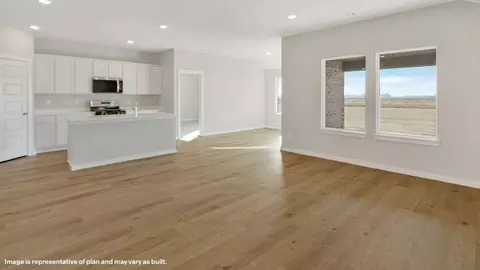 Living - 3402 N 37th Pl, Broken Arrow, OK 74014 photo 2 of 4