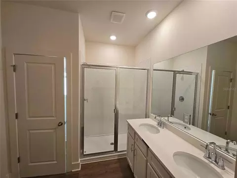 Bath - 3352 Daybreak Run Loop, Spring Hill, FL 34609 photo 1 of 3