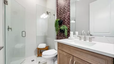 Bath - 10614 Eclipse St, Sarasota, FL 34241 photo 6 of 13
