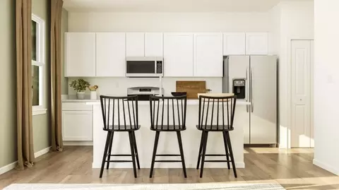 Kitchen - 444 E Cloverlane, Sycamore, IL 60178 photo 2 of 6