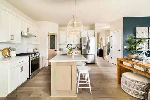 Kitchen - 940 S High Point Rd, Madison, WI 53719 photo 2 of 5