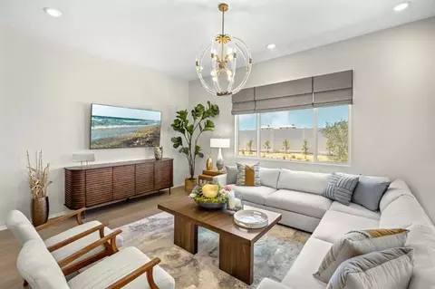 Living - 1561 E Holguin St, Lancaster, CA 93535 photo 4 of 6