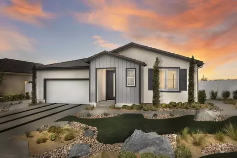 Exterior - 1561 E Holguin St, Lancaster, CA 93535 photo 2 of 6