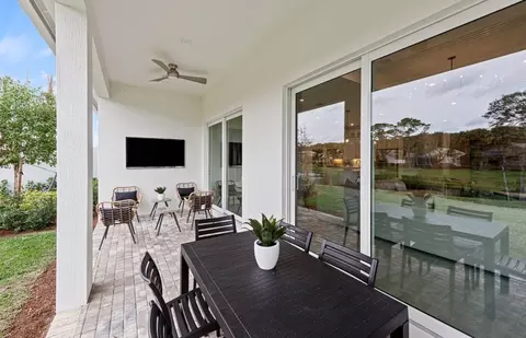 6929 Cedarbank Ln, Palm Beach Gardens, FL 33418