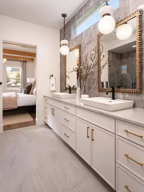 Bath - 766 W Chokecherry Dr, Mapleton, UT 84664 photo 4 of 4
