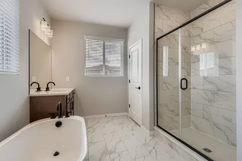 Bath - 598 Noola St, Windsor, CO 80550 photo 3 of 11
