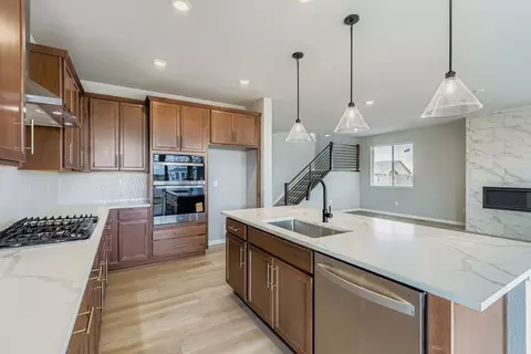 Kitchen - 598 Noola St, Windsor, CO 80550 photo 2 of 7