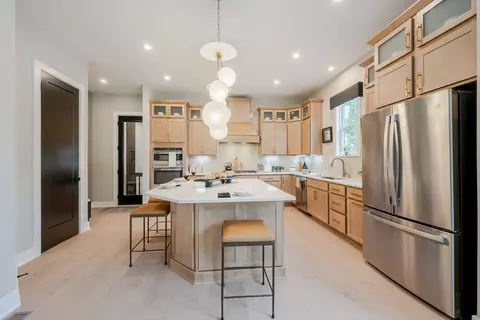 Kitchen - 105 Encore Park Bnd, Powell, OH 43065 photo 6 of 14