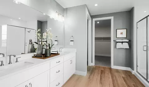 Bath - 2251 Coral Ct, Lodi, CA 95242 photo 1 of 2