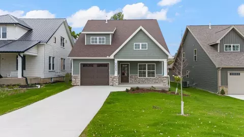 205 W Elm St, Tipp City, OH 45371