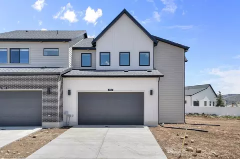 Exterior - 3063 Clover Ct, Francis, UT 84036 photo 5 of 10